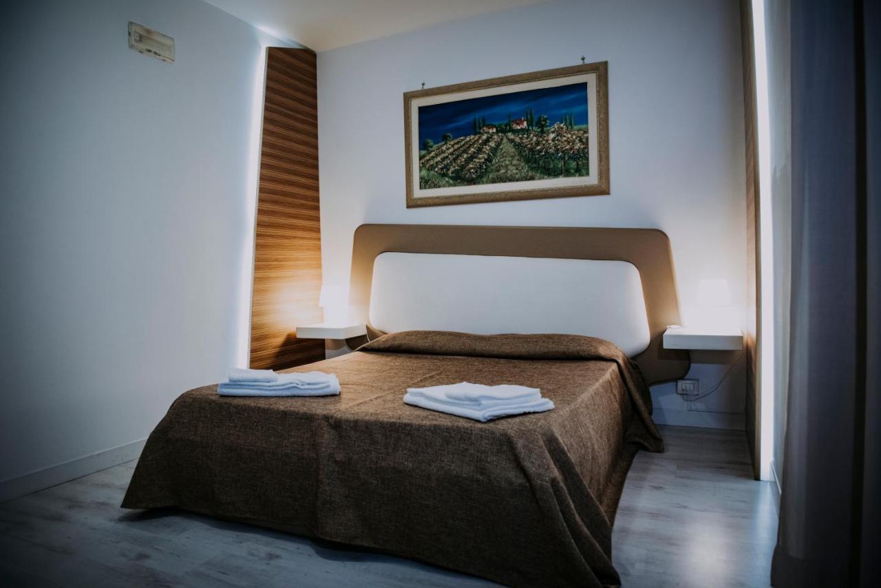 Hotel Casale Dei Greci Бьянкавилла Экстерьер фото